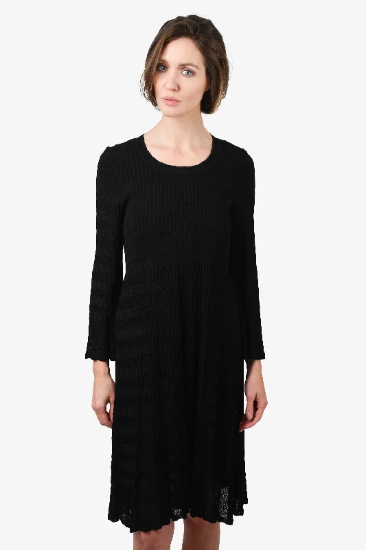 Thick plush dress-Alaia Black Stretch Knit Dress Size 42