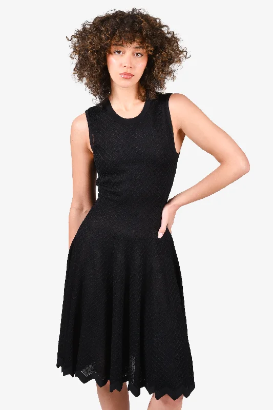 Thin light dress-Alaia Black Stretch Knit Sleeveless Dress Size 40