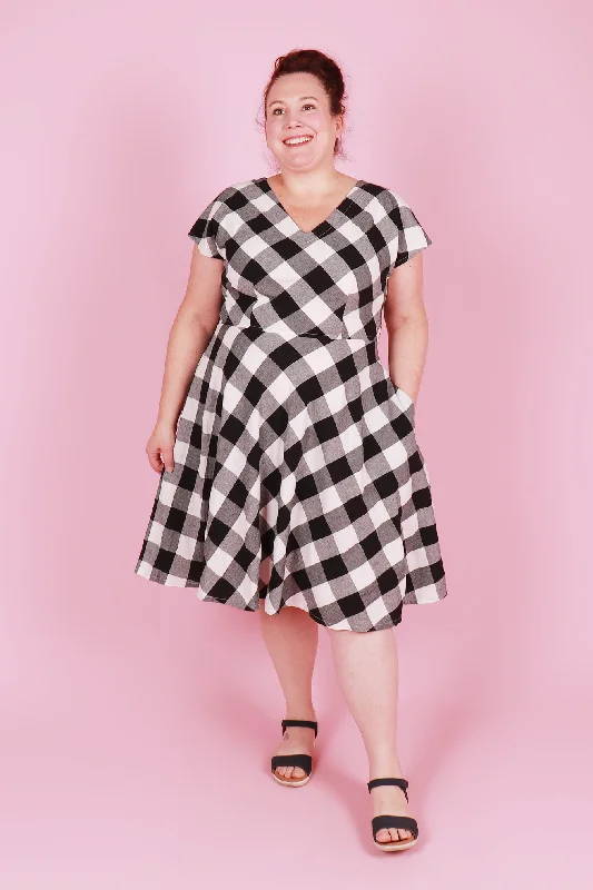 Enduring fit dress-Belinda Dress Checkerboard