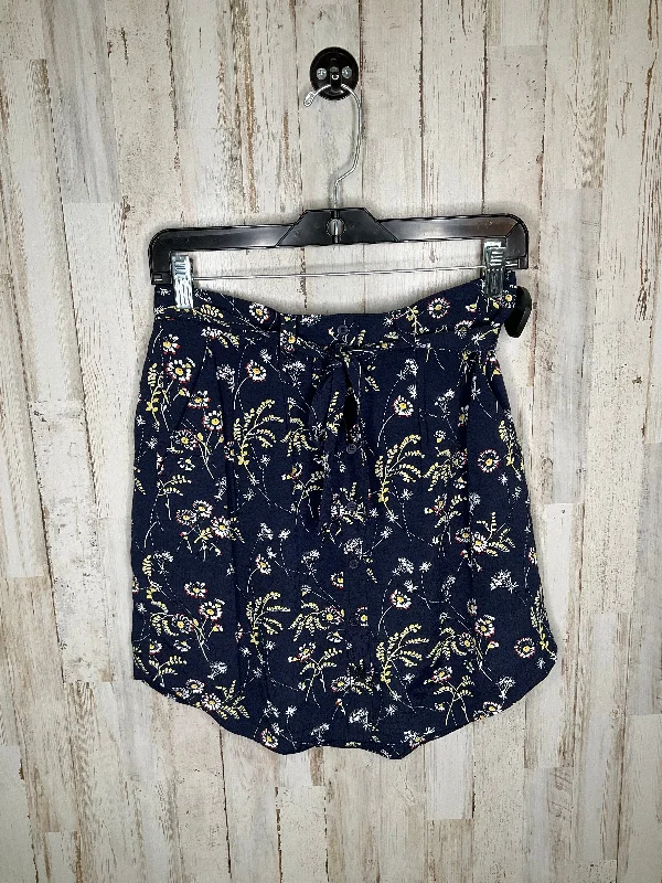 Fine fine skirt-Skirt Mini & Short By Loft  Size: S