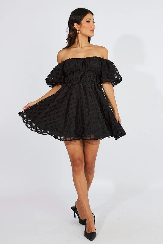 Tiered bridesmaid dress-Black Fit And Flare Dress Puff Sleeve Mini