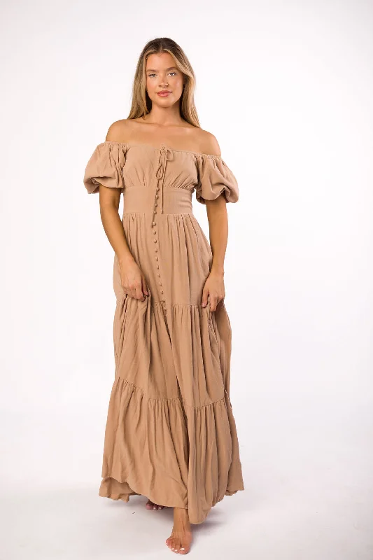 Blank smooth dress-Genevieve Tiered Maxi Dress in Latte